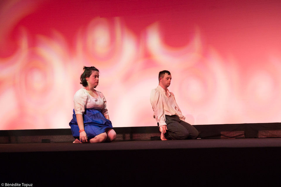 Spectacle par la compagnie "Poussière d'Etoiles"